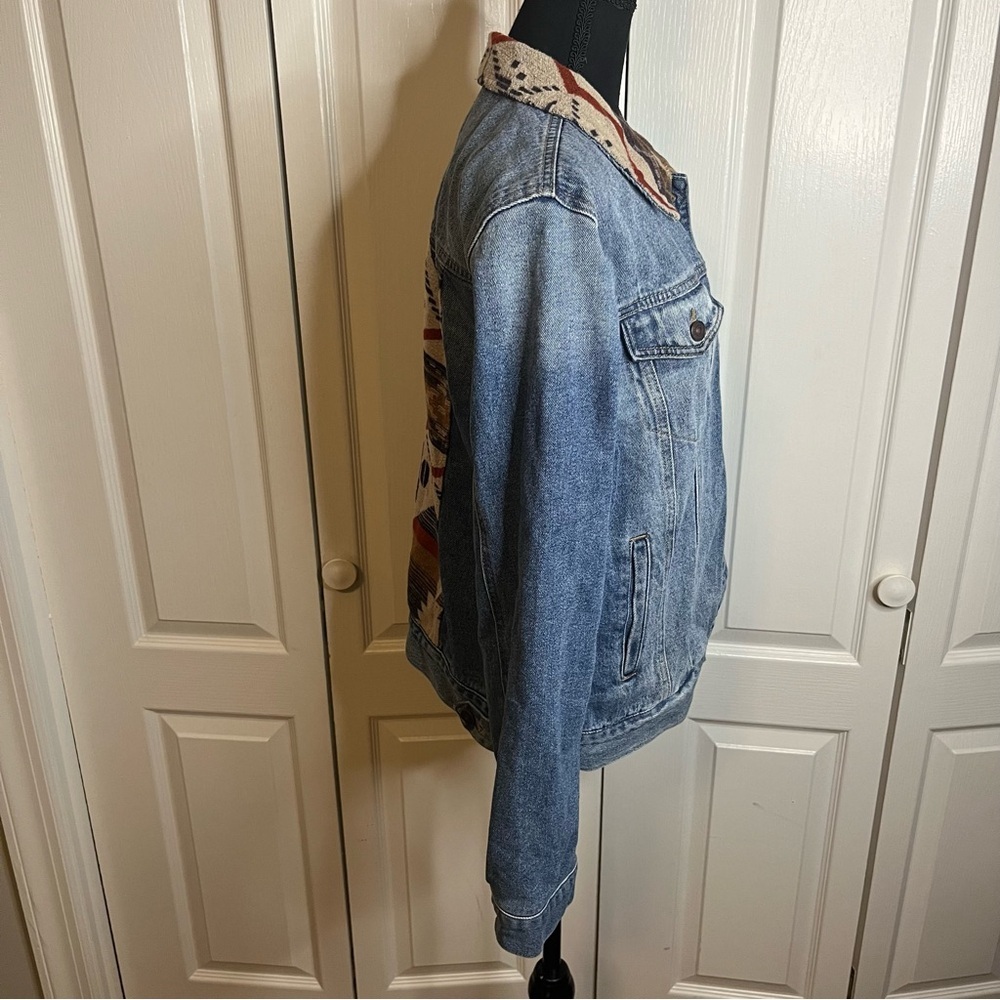Natural Reflections Denim Jacket Womens Sz L Button Up Aztec Southwestern Boho - Picture 4 of 7